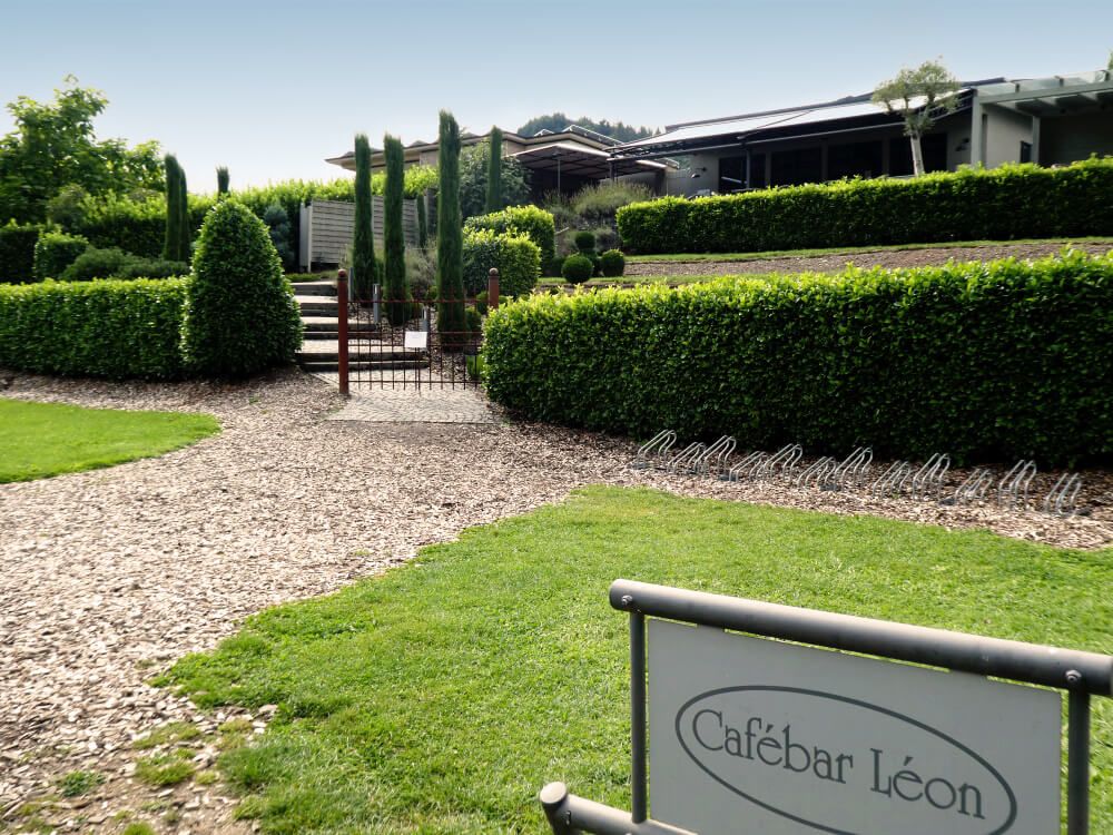 Traben-Trarbach, Café Leon © Carmen Sadowski Ansicht auf das Café Leon in Traben-Trarbach.