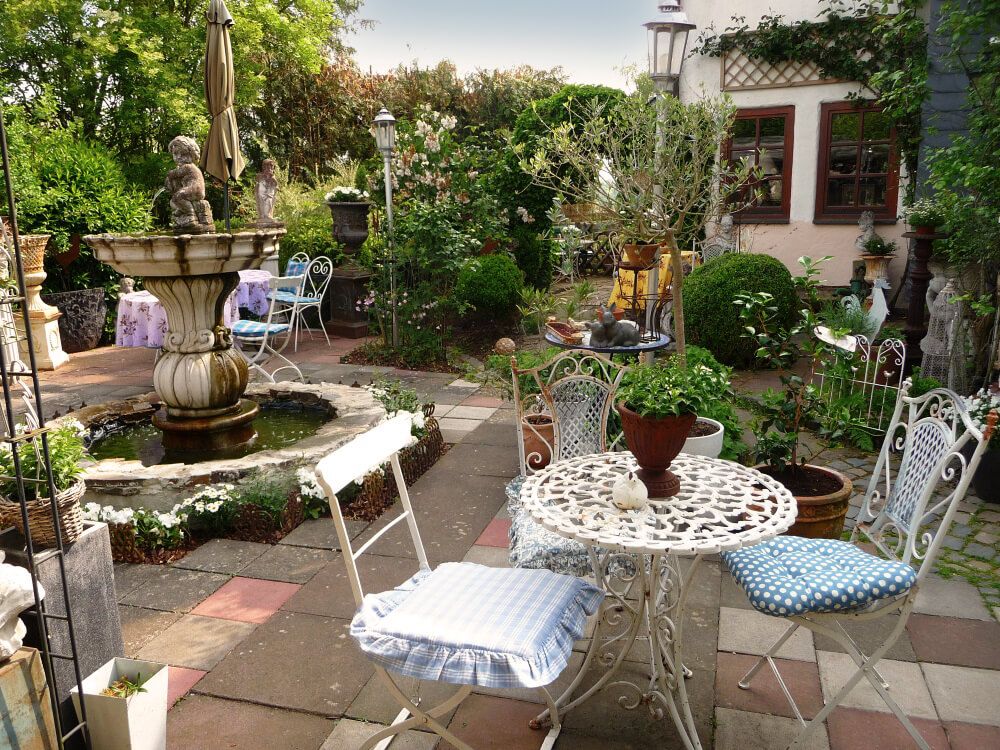 Kobern-Gondorf, Villa Provence © Carmen Sadowski Ansicht auf das Café Villa Provence in Kobern-Gondorf.