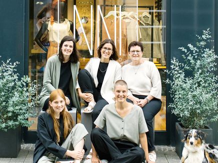 Trier, Neustraße, NNIstudio © Esther Raudszus Ansicht auf das Team von NNIstudio vor ihrem Geschäft.