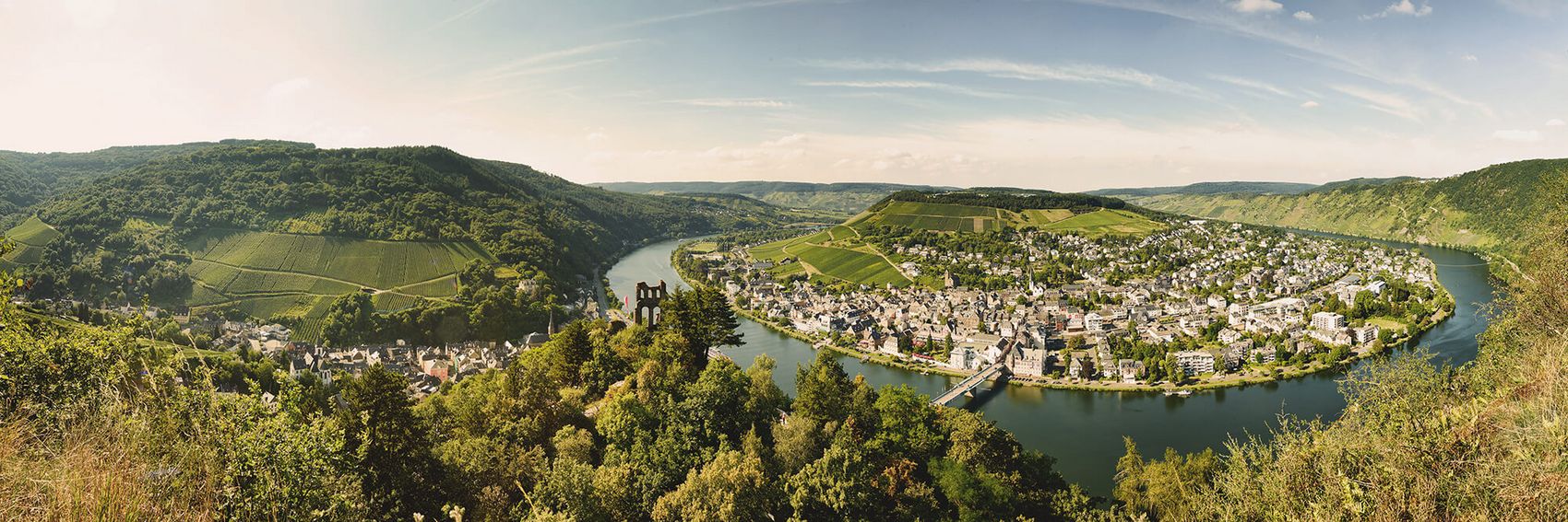 Traben-Trarbach, Himmelspforte © Christopher Arnoldi Panoramansicht auf die Himmelsfporte bei Traben-Trarbach.